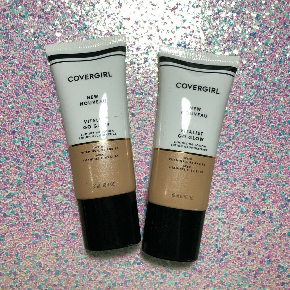 2 Covergirl DAYBREAK Go Glow Vitalist